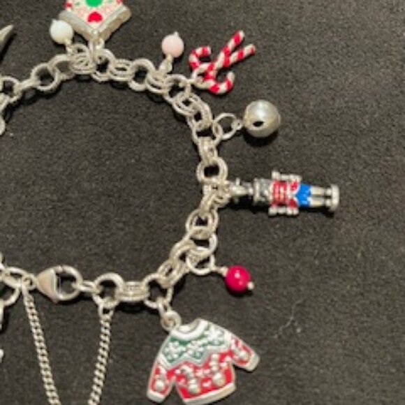James Avery Christmas Charm Bracelet - Picture 3 of 7